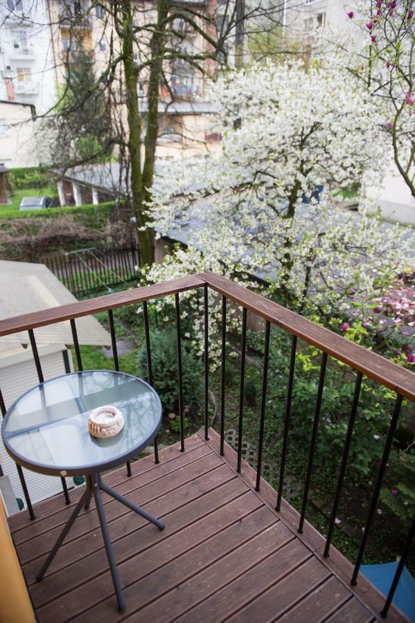 Апартаменты First Floor Flat (Adults Only) Любляна Экстерьер фото