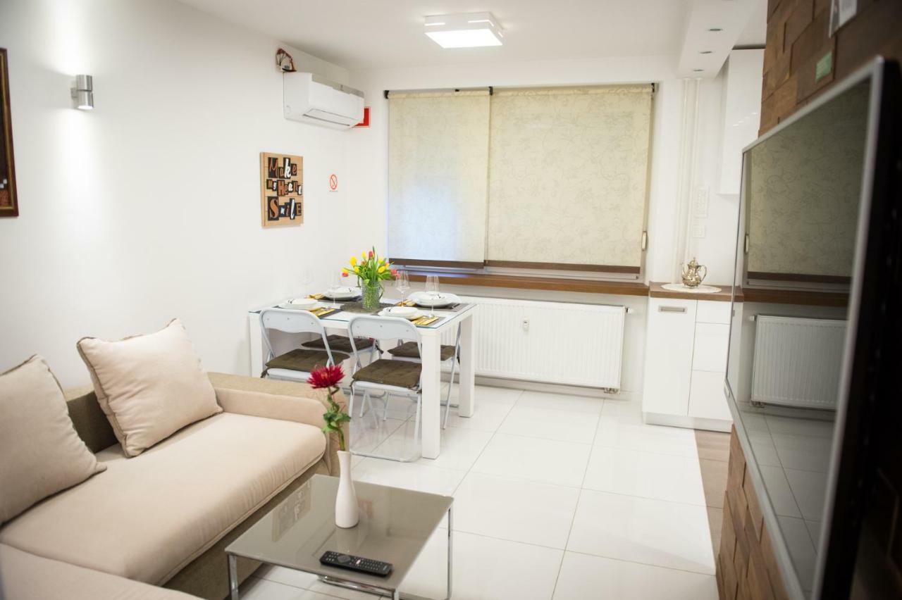 Апартаменты First Floor Flat (Adults Only) Любляна Экстерьер фото