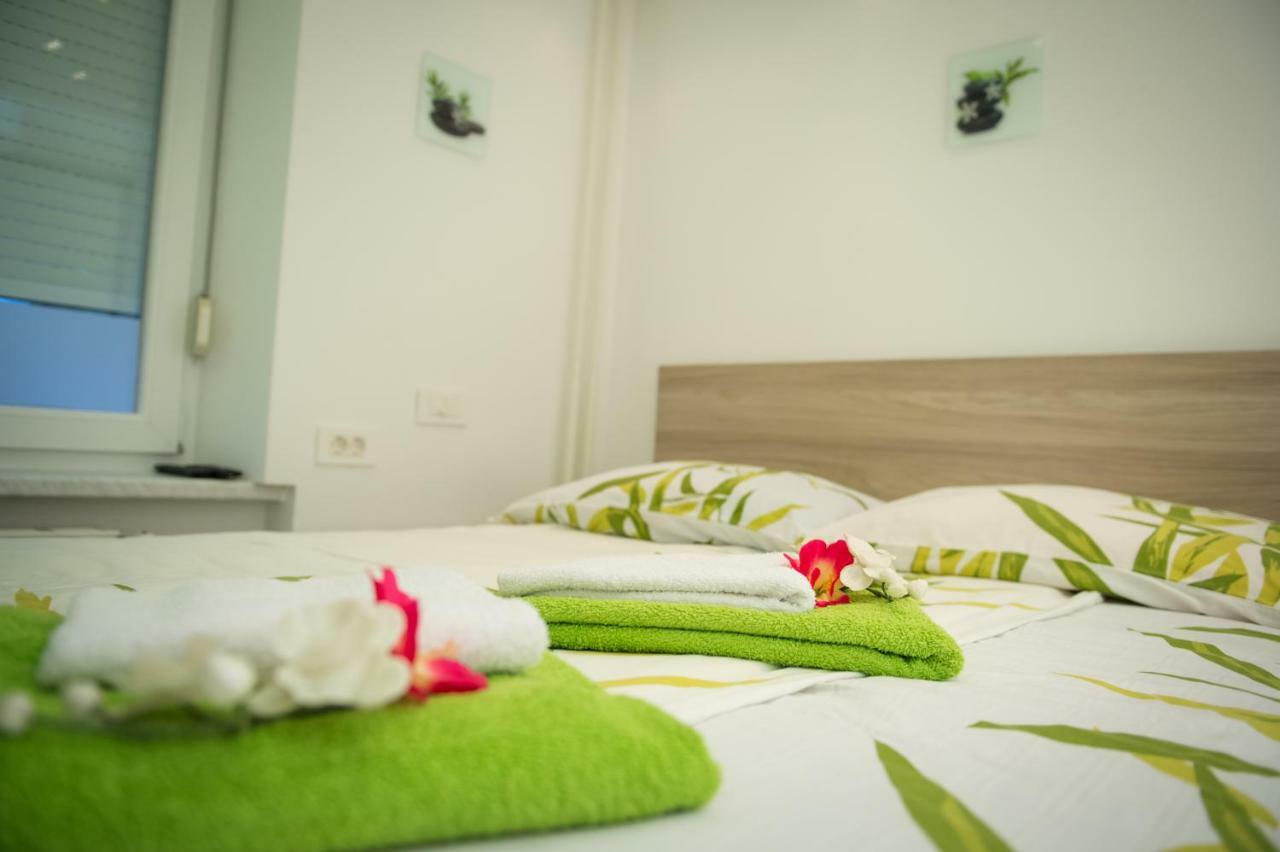 Апартаменты First Floor Flat (Adults Only) Любляна Экстерьер фото