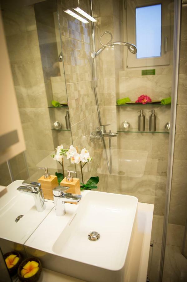 Апартаменты First Floor Flat (Adults Only) Любляна Экстерьер фото